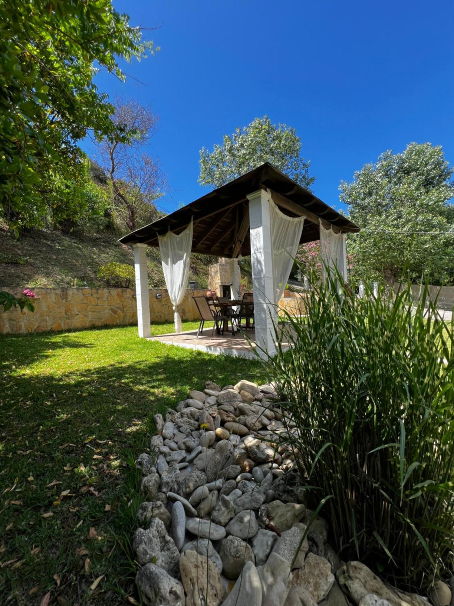 Armonia Apartments & Studios Perivólion Dış mekan fotoğraf
